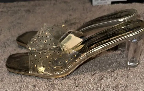 Valenti Franco Gold Glamorous Mules for Formal Occasions Size 9