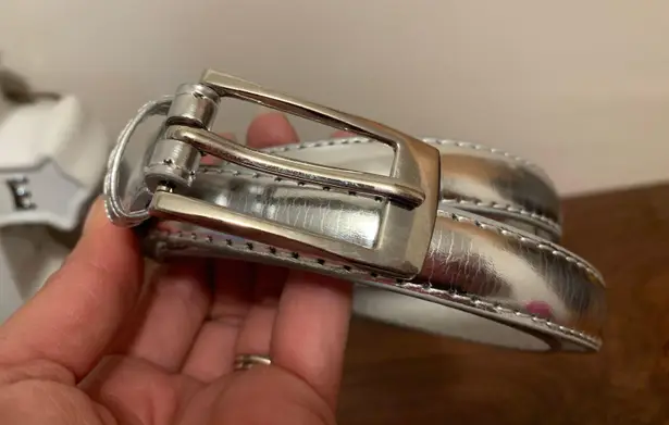 Women’s silver metallic leather belt XL