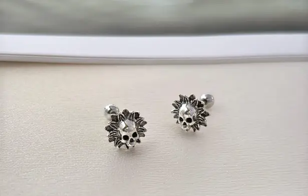 10mm Skull Head Stud Earrings for Men Women Streetwear Hip Hop Punk Unisex Silver