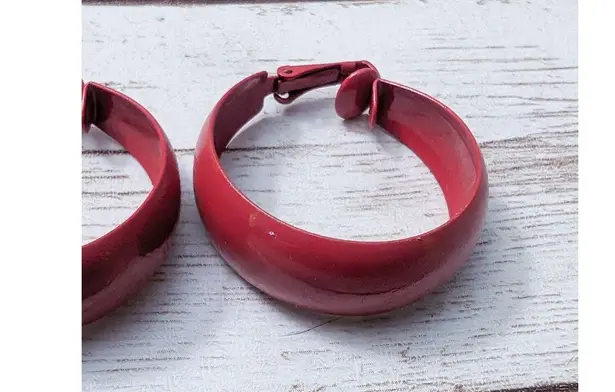 Vintage Clip On Earrings