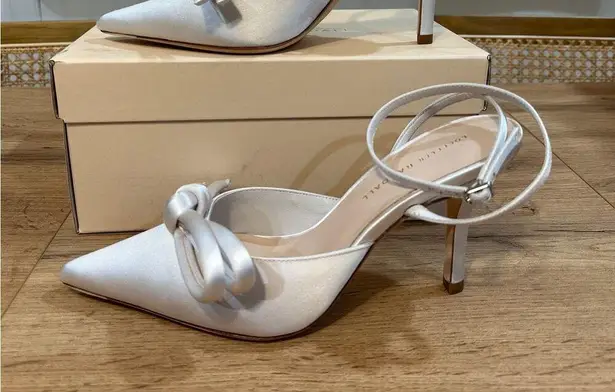 Loeffler Randall Alina Bow Pump Ankle Strap Satin Cream Size 8.5 NIB Chic Classy