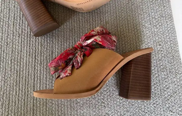 Dolce Vita Aleeya Red Floral Scarf Tie Leather Block Heel Peep Toe Sandals 8.5