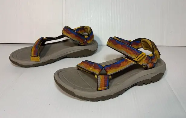 Teva Hurricane S/N 1019235 sandals shoe women size 6
