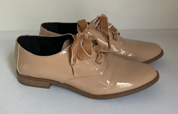 Abound Oxford Shoes Patent Leather Nude Velvet Laces Size 9.5 Women’s