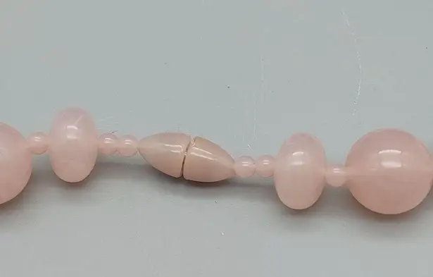 Vintage Pink Plastic Bead Collar Strand Necklace Large Floral Center Bead 18"