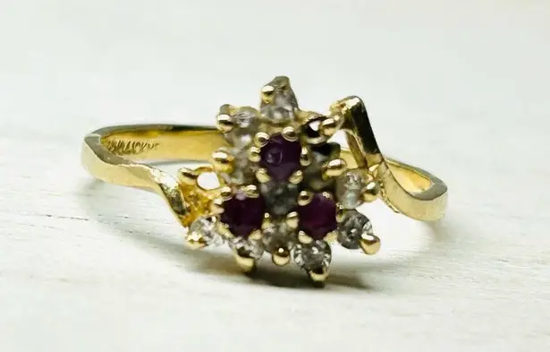 Ruby 10K diamond and ring, Approx size 8