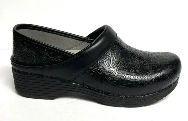 Dansko  Professional Tooled Clog Black Size 37 US 6.5