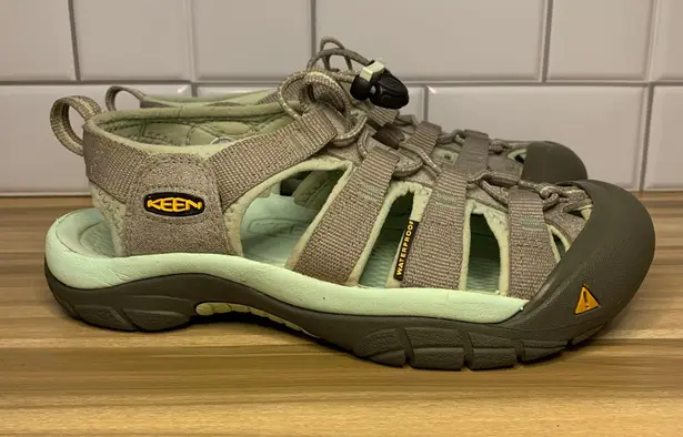 Keen Newport H2 Hiking Sport Waterproof Sandals, Teal/Gray, Womens Size 7.5 US