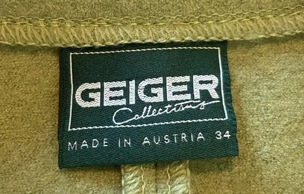 Geiger Wool 2 Piece Green Embroidered Floral Vintage Skirt Jacket Set Size 34