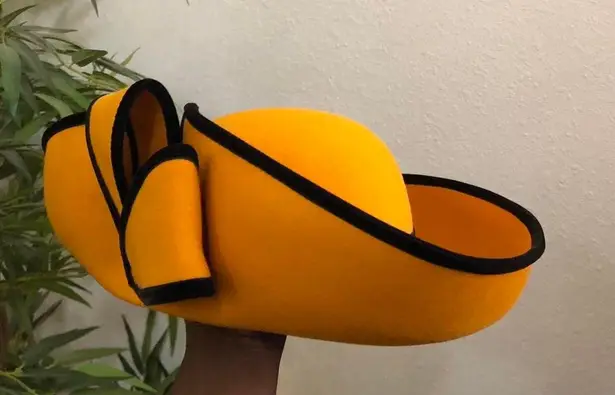 RARE Vintage 90s Whittall & Shon Bollman 100% Wool Felt Derby Church Hat Cap Yellow Black Bow Bucket USA Made