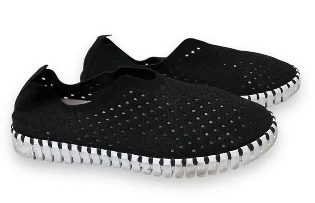 ILSE JACOBSEN HORNBÆK Tulip 139 laser cut flats Black Size 9