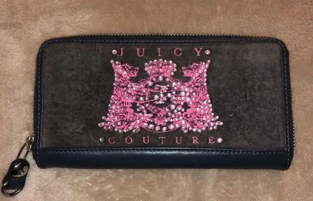 Juicy Couture  Vintage Y2K Gray and Pink Suede Bling Wallet