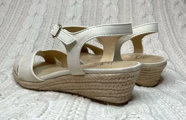 Life Stride  Liddy Espadrille Wedge Sandal in Bone