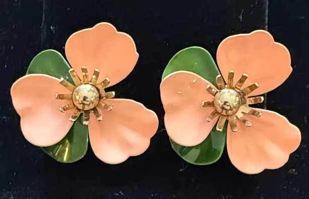 Sarah Coventry Vintage Tahitian Flower Peach Green Enamel Petals Clip Earrings Orange