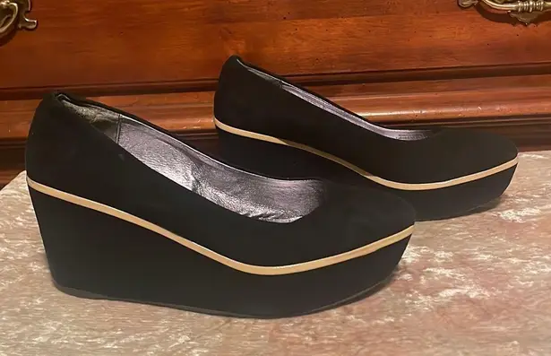 Pilcro and the Letterpress ANTHRO Black Tan Trim 2.75” Wedge Heels $150 VGUC 7