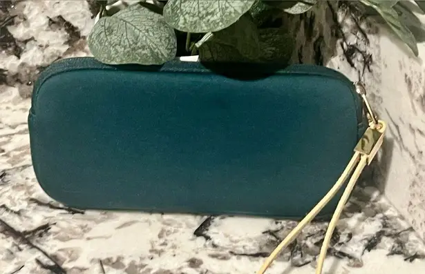 Rustic Cuff Jewelry Zip Around Bag Pouch Gold Detail