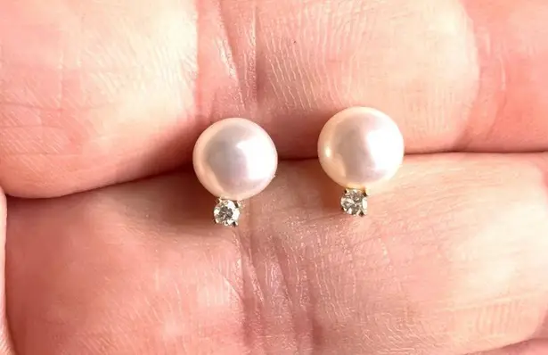 14 Karat Gold Pearl and Diamond Stud Earrings Pearl Pink Tone No Backs Untested White