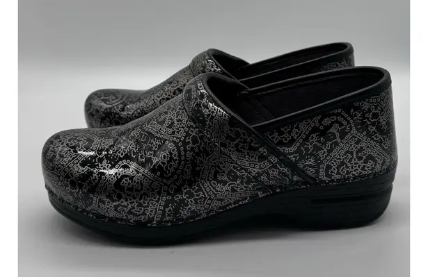 Dansko Professional Clogs Size 40 Floral Metallic Nursing Excellent Condition