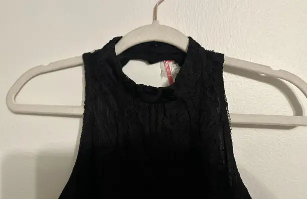 Xhilaration Black Lace Sleeveless Dress Lined Polyester EUC Women's XS