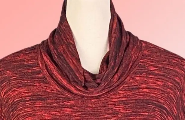 Joan Vass heather red and black lightweight turtleneck sweater, size Medium. EUC