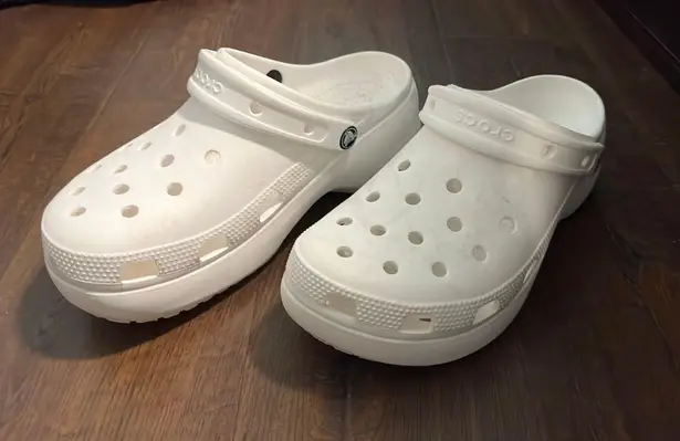 Crocs White “platform”