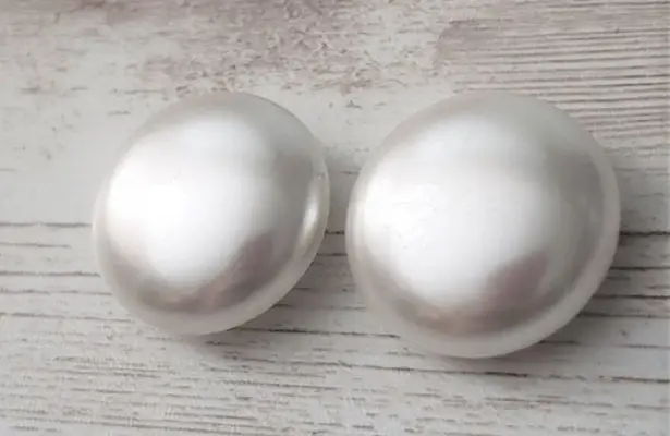 Vintage Clip On Earrings