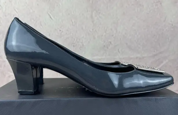 Tahari Wicked embellished grey slip on patent loafers pumps size 10