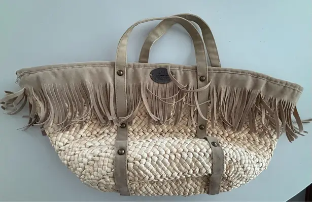 IKKS | women’s fringe, straw tote bag. Tan