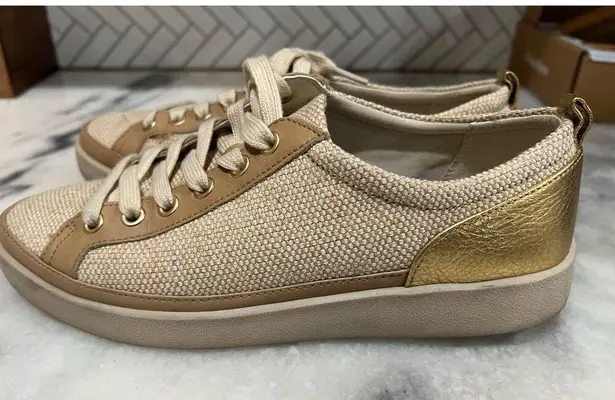 Vionic Women’s Winny 2 Lace-Up Sneakers Size 8 Natural Gold Arch Support Shoes