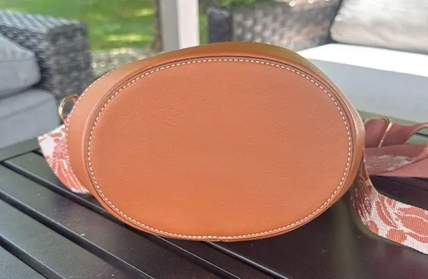 Stella & Dot woven bucket bag with guitar strap