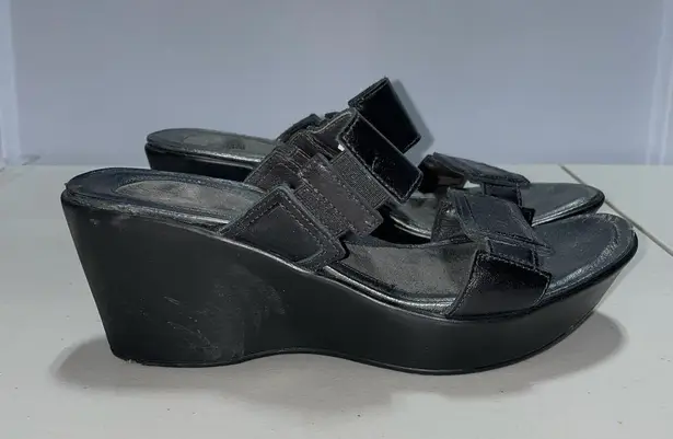 NAOT Footwear Women's Treasure Wedge Sandal Size 39 Black