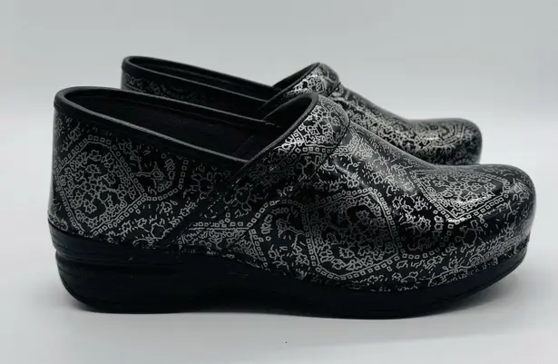 Dansko Professional Clogs Size 40 Floral Metallic Nursing Excellent Condition