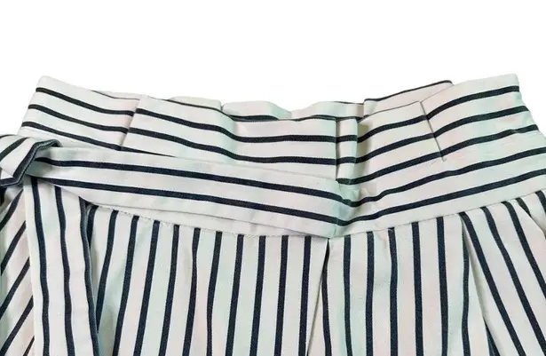 ZARA  Trafaluc Black White Stripe Shorts Paper Bag High Waist w/ Belt Size Small