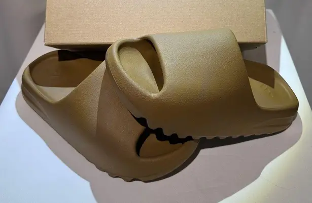 Yeezy  Slides Adidas Ochre Brown 6 - Image 1