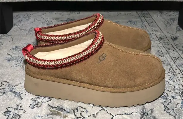UGG Tazz Platform Slippers Chestnut