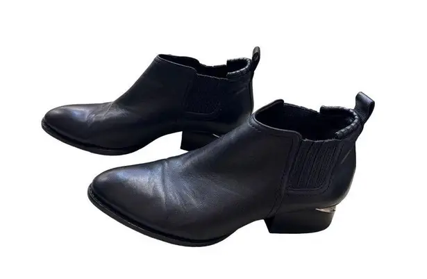 Alexander Wang women’s black cutout ankle boots leather size 6.5 SKU 2943