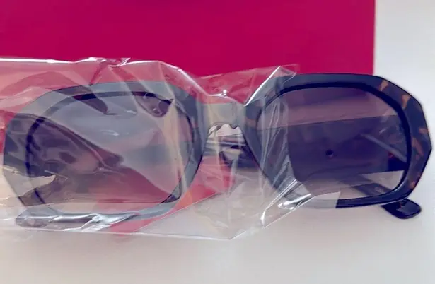 Velvet Tees Velvet Eyewear Tortoise Oversized Octagan Sunglasses Glossy Finish