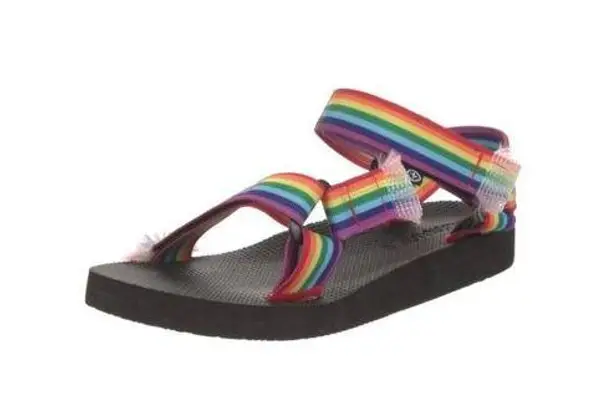 Arizona Love Women's Trekky Fun Sport Sandals Rainbow Stripes Woven EUC Size 38 Red