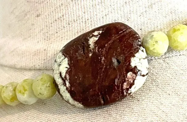 lemon chrysoprase necklace