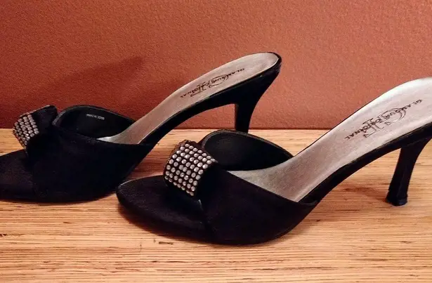 Black Fabric and Sparkle Accent Formal Dress Shoes Size 7