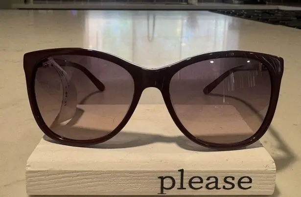 Tod's Red Wayfarer Sunglasses with Glossy Finish