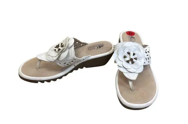 Cliffs By White Mountain Womens White Floral Slip