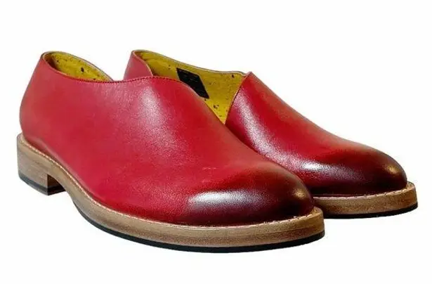 Adro Artisan Dover Flat Red Distressed Leather Side Cutout Slip On Size 7 NEW