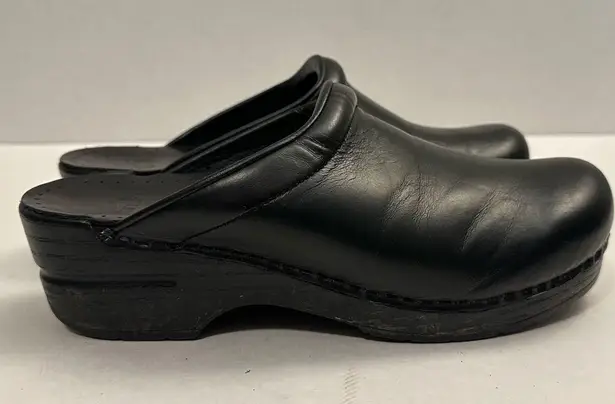 Dansko  Women's Sonja Open-Back Clog Size EU 38 - Image 5