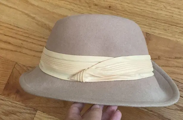 Betman 100% wool hat Pink