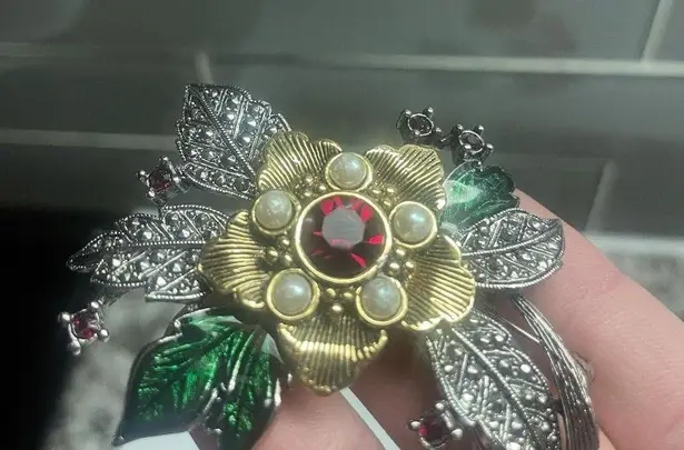 Lot Of 4 Christmas Holiday Brooch Pins Bell / Holly Leaves / Candy Cane / Flower