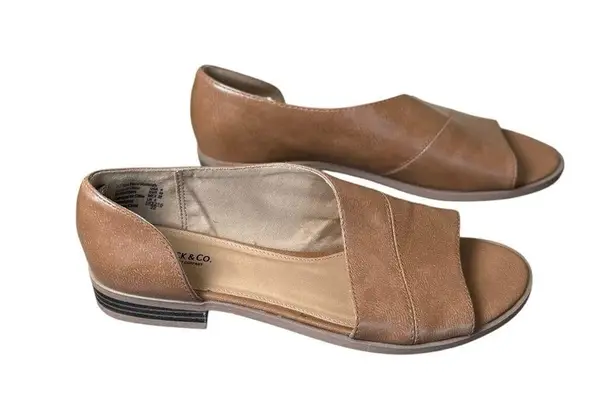 Roebuck & Co Womens Camel Tan Faux Leather Flats 8M Open Toe Sandals Neutral Size 8