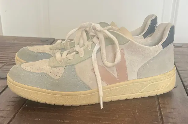 VEJA Suede V 10 Rainbow Colorway Sneaker Size Women's 9