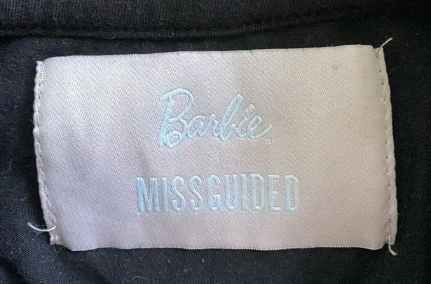 Missguided  - Barbie T-shirt in Black