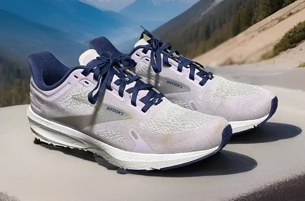 Brooks Launch 9 Purple Women's Running Shoes Size 9.5B